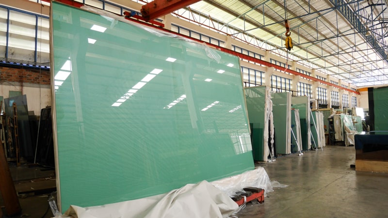 Kính Cường Lực 33 thi công kính cường lực