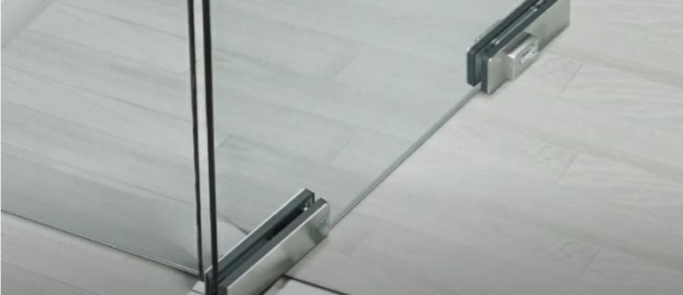 Tư vấn lựa chọn bản lề sàn, bản lề kẹp cho kính cường lực tùy nhu cầu sử dụng 4 bản lề cửa kính cường lực kết cấu và cách lắp đặt