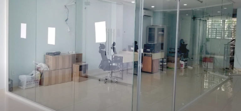 kính cường lực vỡ do nhiệt độ