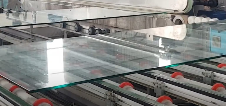 Cách phân biệt kính cường lực và kính thường tránh mua phải hàng giả 5 phân biệt kính cường lực bằng cách quan sát