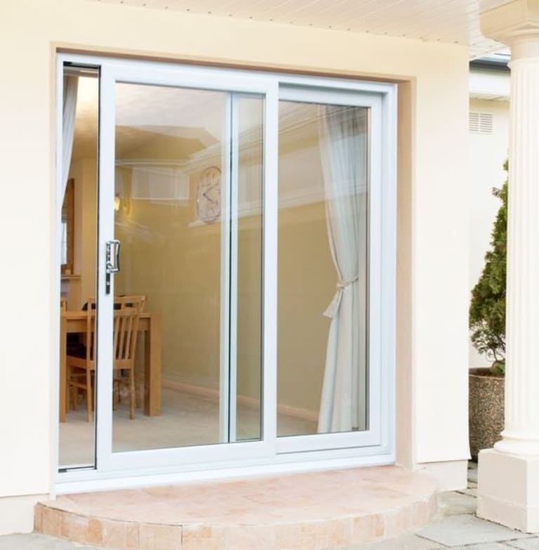 Báo giá thi công cửa kính cường lực lùa 2 cánh, đẩy ngang giá tốt, uy tín nhất 11 cửa kính lùa bền đẹp chất lượng
