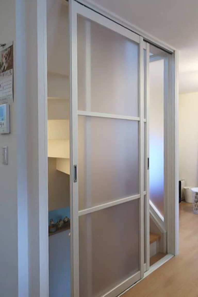 Bảng Giá Kính Cường Lực Mờ Đa Dạng Mẫu Mã, Chi Phí Hợp Lý 16 kính cường lực mờ văn phòng