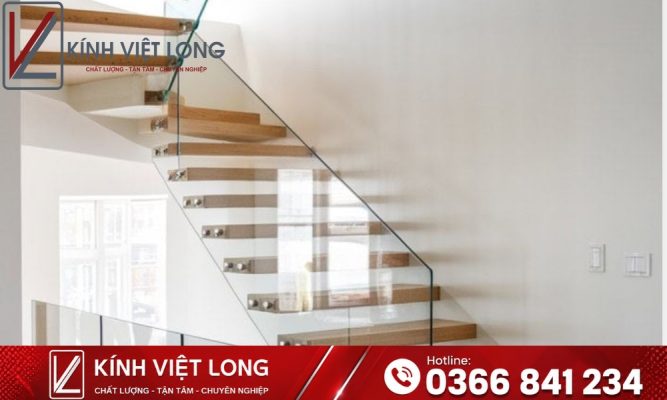 Cầu Thang Kính: Giải Pháp Kiến Trúc Thông Minh Cho Ngôi Nhà Hiện Đại 14 Mẫu cầu thang kính không trụ